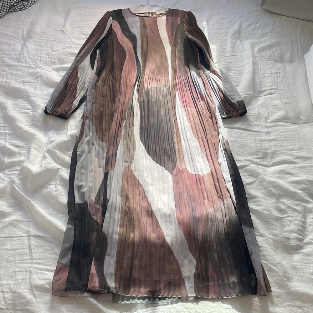 Aritzia dress